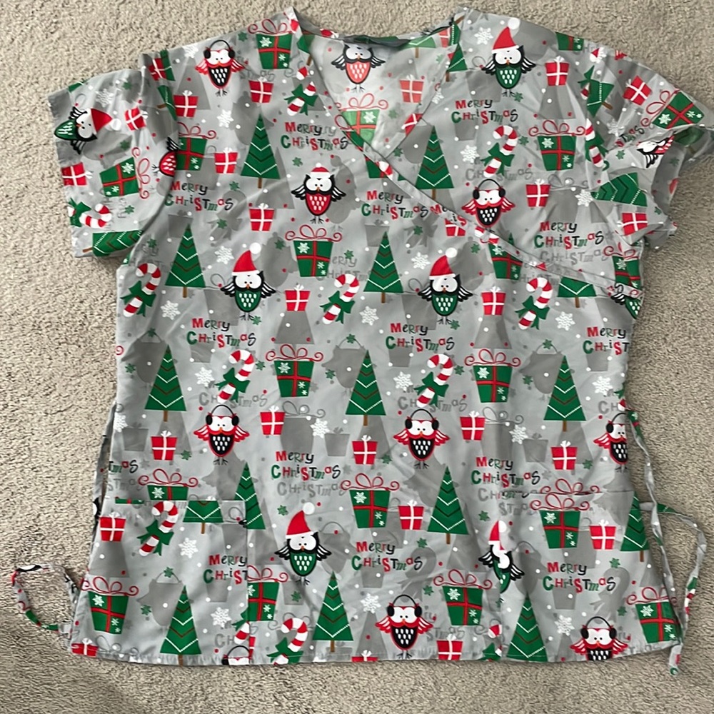 Women’s XL Christmas Holiday scrub top